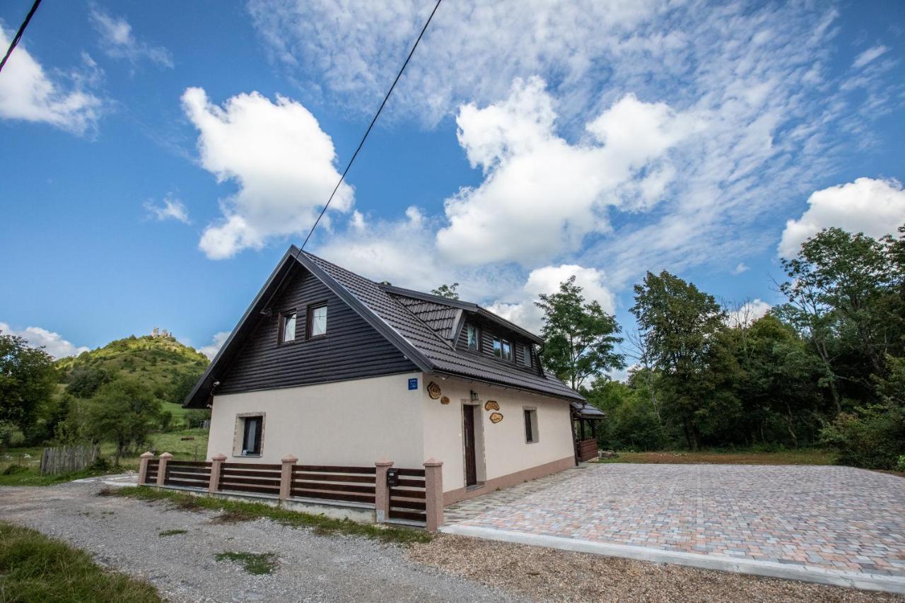 Apartmani Lara Modrus-Kuca Za Odmor エクステリア 写真